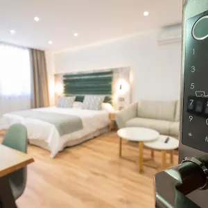 laguna-home-suites.in-canary-islands.com/